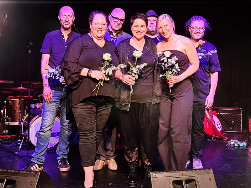 Mitreißendes Gastspiel von Femmes Vokal im Theater Lahnstein