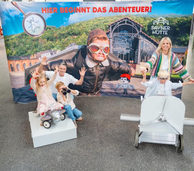 Das große Mückenfest  –  Nur Fliegen ist schöner