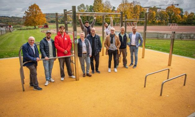 Neues Sportangebot für Outdoor Fitness in Koblenz: Calisthenics Anlage auf dem Asterstein eröffnet