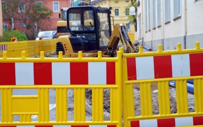 Mit Bushaltestelle kollidiert