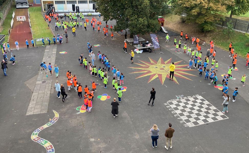 Marienschule sorgt für Bewegungsvielfalt – Großes „TriXitt“-Sportevent begeisterte Kinder