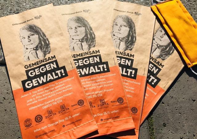 100.000 Brötchentüten bekennen Farbe stimmesein Orangeday Koblenz