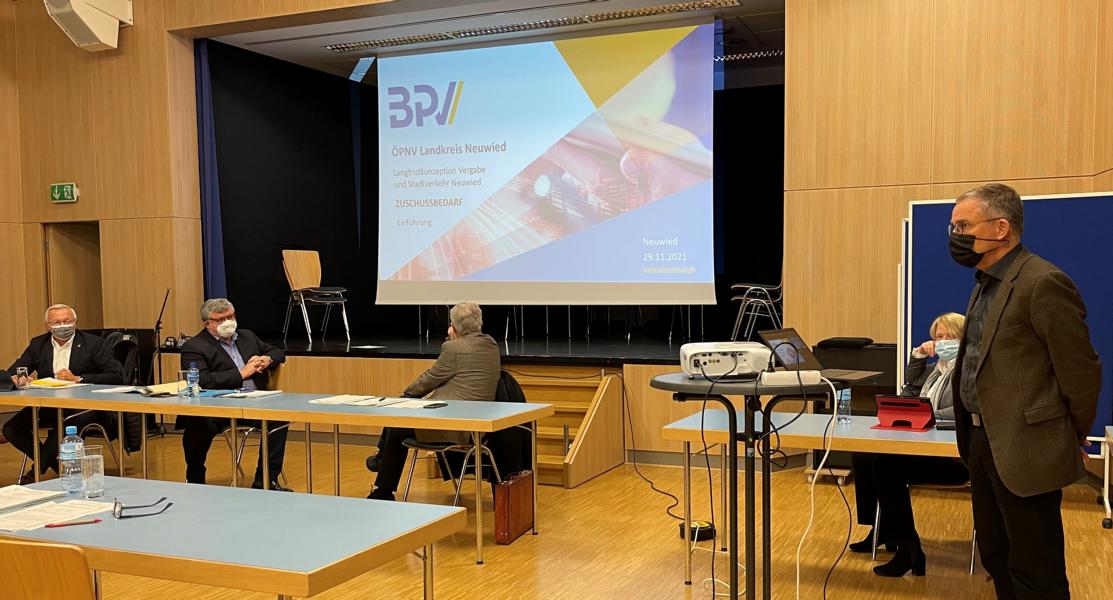 Für einen zukunftsfähigen ÖPNV – Ideenwettbewerb für Neuwieder Stadtverkehr – Landrat Achim Hallerbach setzt auf mittelständische Unternehmen