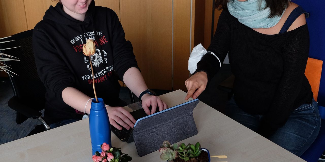 Liebe Kolleginnen und Kollegen,