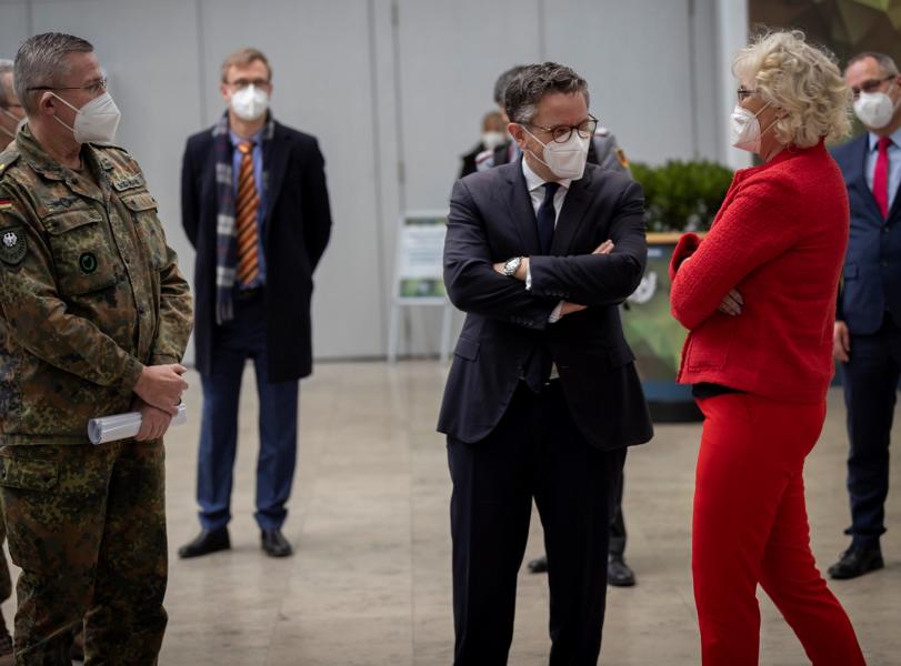 MdB Rudolph begleitet Verteidigungsministerin Lambrecht bei Besuch im Zentrum Innere Führung