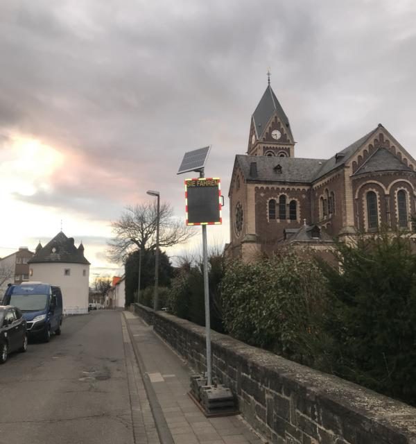 Geschwindigkeitsmesser aufgestellt – SPD Engers bedankt sich bei der Stadtverwaltung