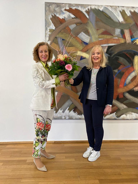 Kulturdezernentin gratuliert Museumsdirektorin