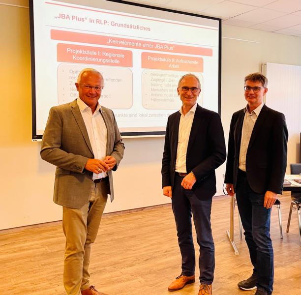 Passgenauere Hilfe für schwer vermittelbare Jugendliche