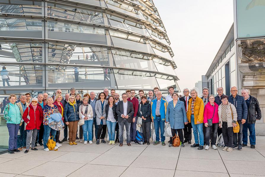 MdB Thorsten Rudolph begrüßt Besuchergruppe aus seinem Wahlkreis im Bundestag