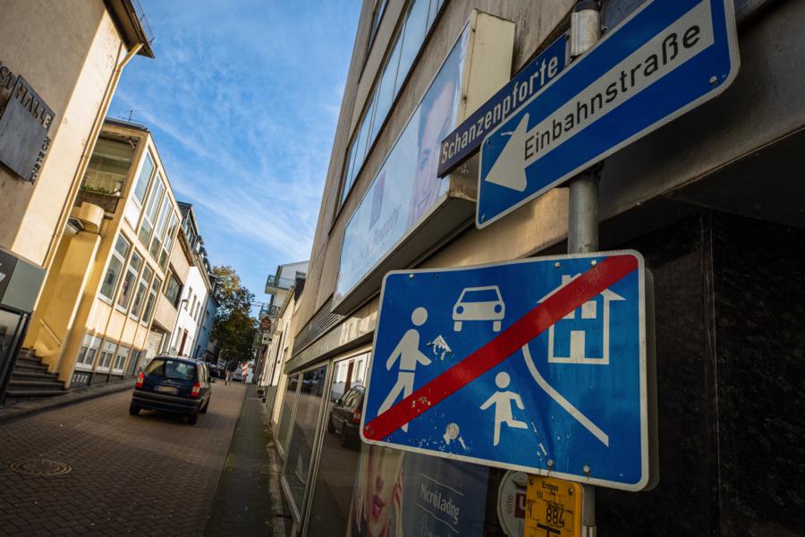 KanalBaustelle sorgt für geänderte Verkehrsführung in Schanzenpforte und Poststraße