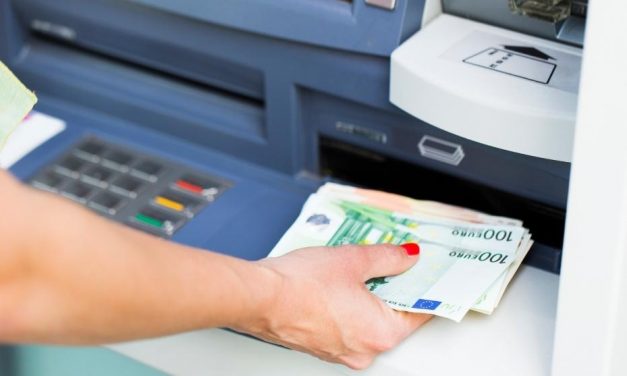 Sprengung eines Geldautomaten in Neustadt/Wied