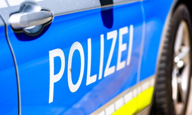 Schwerer Raub auf Tankstelle in Dernbach: Zeugen gesucht