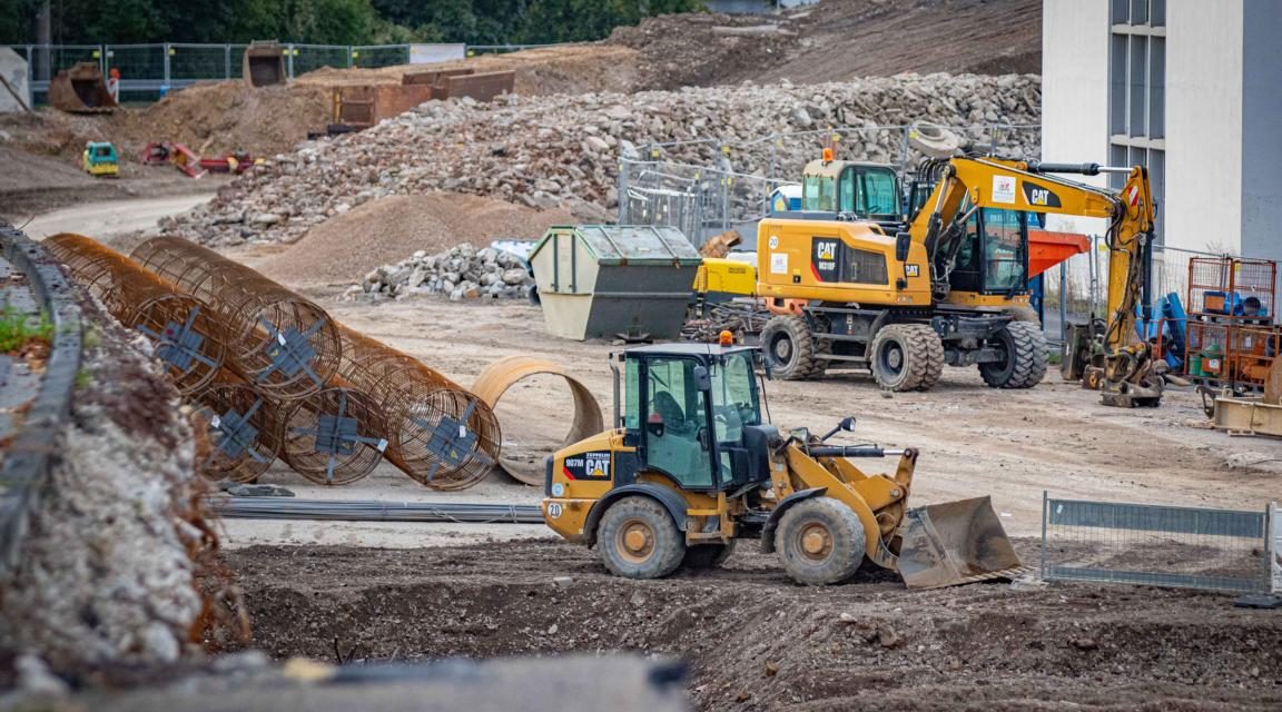Baustellenführungen bieten Einblicke und Hintergründe in Neubau der Pfaffendorfer Brücke