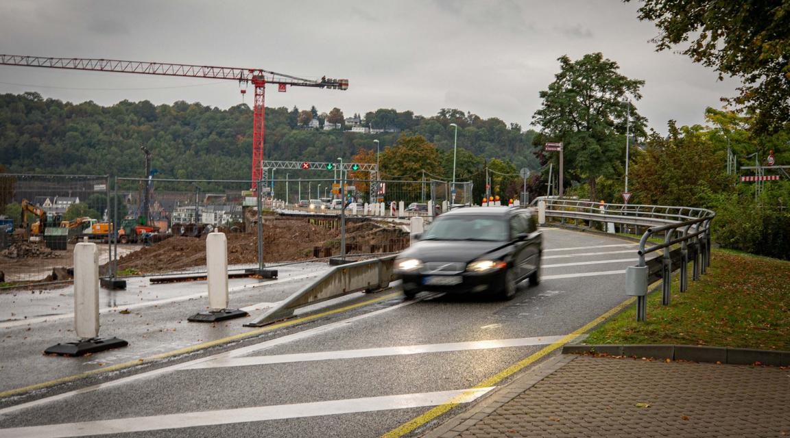 Bauarbeiten an der Pfaffendorfer Brücke: Abfahrtsast zur Neustadt wird zwei Wochen gesperrt