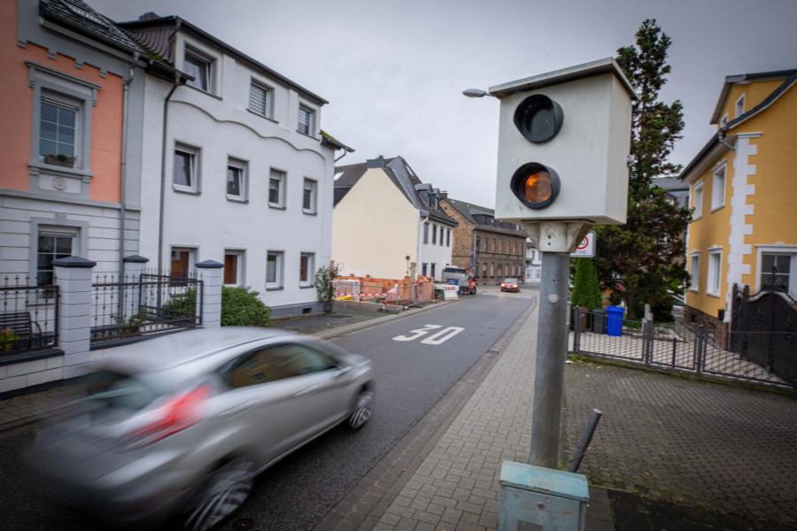 Alkoholisierte Fahrzeugführerin verursacht …