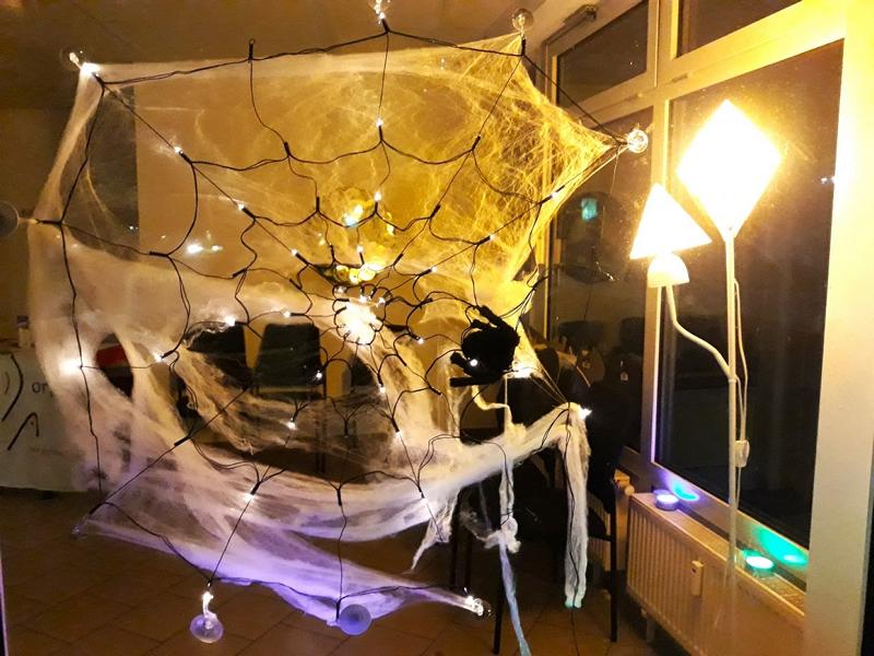 Jugendamt der Stadt Koblenz freut sich über gelungene Halloween-Party in Neuendorf