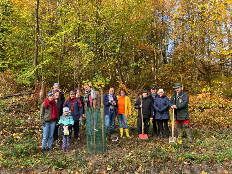 Familienaktion eröffnet den Hochzeits- und Jubiläumswald im Stadtwald Koblenz