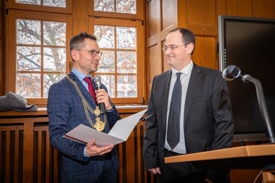 Ingo Schneider als neuer Koblenzer Bildungs- und Kulturdezernent Ernannt und vereidigt