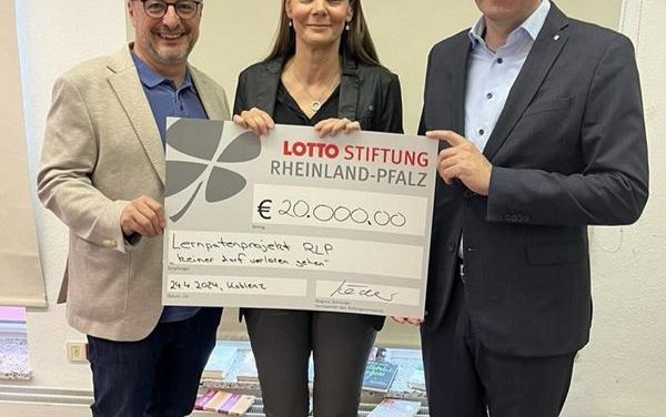Lotto-Stiftung unterstützt landesweit Lernpatenprojekte