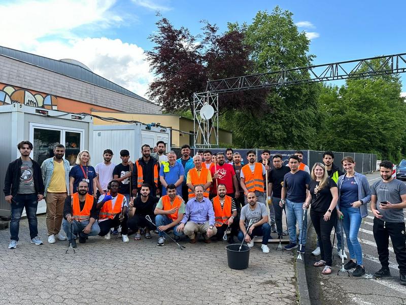 Geflüchtete halten ihre Umgebung sauber