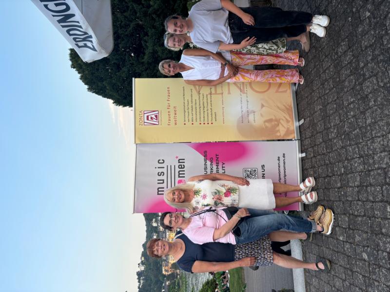 ZONTA Club Koblenz fördert Konzert in der Konzertmuschel