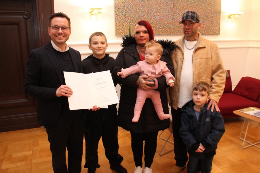 Ehrenpatenschaft für Helena Josie Cremer