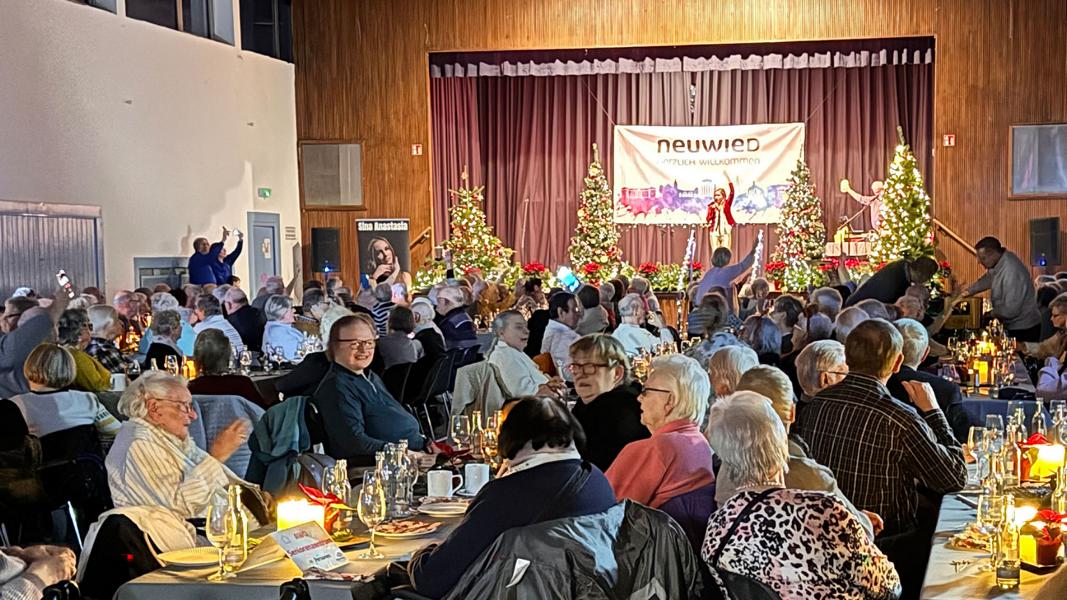 Besinnliche „Weihnachtsfeiern 67+“ kommen gut an