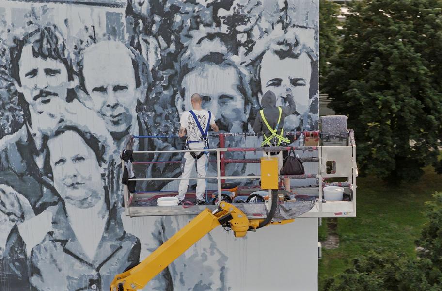 „Across Generations“ – Street-Art-Projekt bringt neue Farbe an Koblenzer Brücke