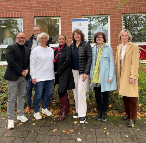 Kleine Medienkünstler und Naturforscher auf Entdeckungsreise