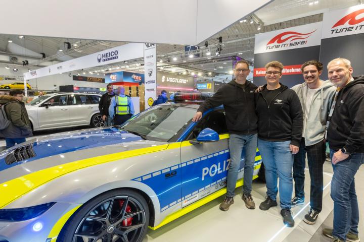 Höhepunkt auf der Motorsport-Messe Essen – Fiege präsentiert exklusiven Steeda-Umbau am „Tune It! „Safe!“ – Stand