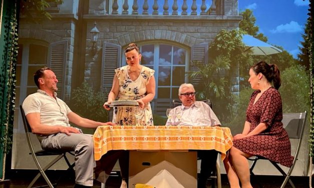 Erfolgreiche Komödie kehrt ins Theater Lahnstein zurück