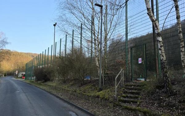 Containerlieferungen für Ausweichkita starten am 21. April