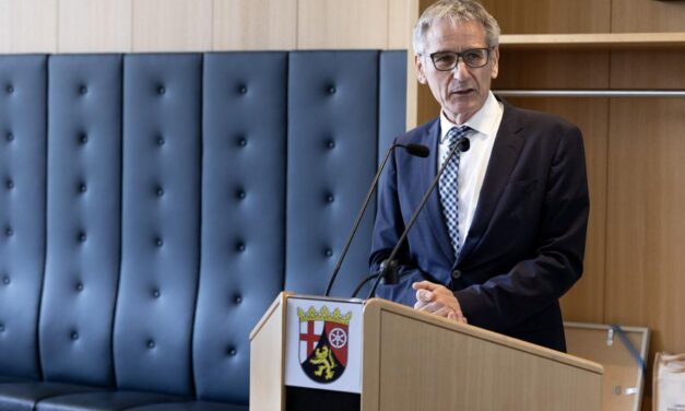 Bürgerbeauftragte geht, Bürgerbeauftragter kommt