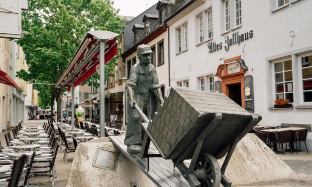In der Frühlingssonne die Deichstadt erkunden