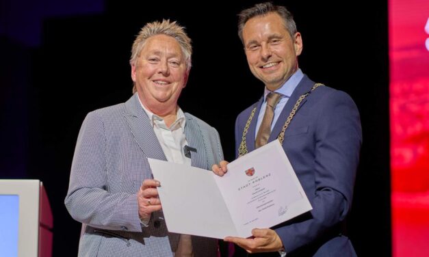 Koblenzer Oberbürgermeister David Langner feierlich in zweite Amtszeit eingeführt