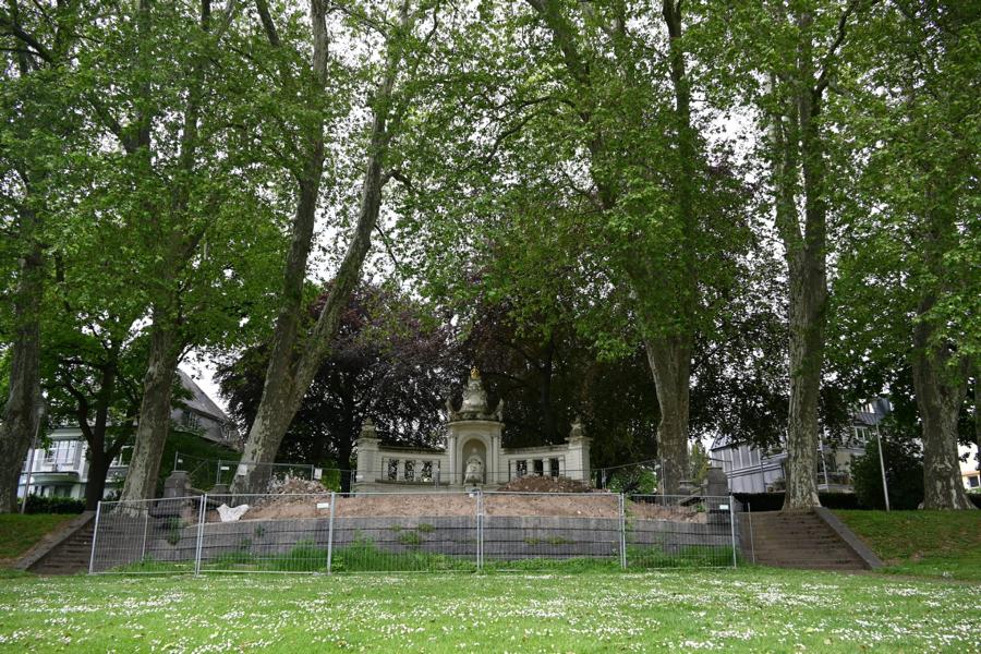 Arbeiten am Augusta-Denkmal gehen in die nächste Bauphase