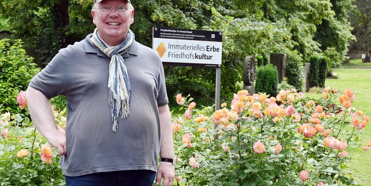 Eigenbetrieb Grünflächen- und Bestattungswesen bietet Führungen über Koblenzer Hauptfriedhof an