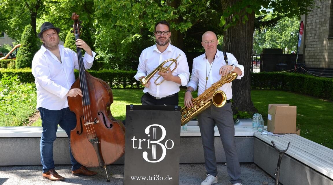 Tri3o gibt Gratis-Konzert im Paradiesgarten