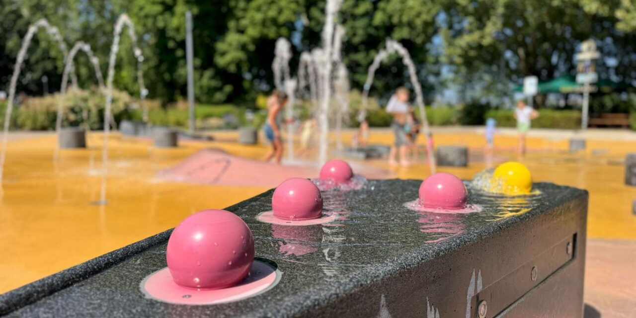 Wasserspielplatz am Deutschen Eck läuft täglich von 11 bis 19 Uhr