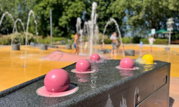 Wasserspielplatz am Deutschen Eck läuft täglich von 11 bis 19 Uhr