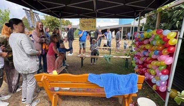 Willkommen auf dem Rummel: Sommerfest der kommunalen Kita LahnEggs begeisterte Groß und Klein