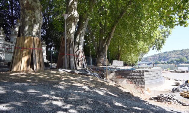 Balkon am Augusta-Denkmal soll Ende September wieder begehbar sein