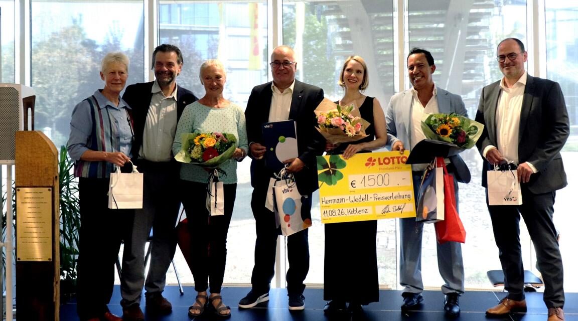 Hermann-Wedell-Preis an Annika Woyda und Gabiel Diaz verliehen