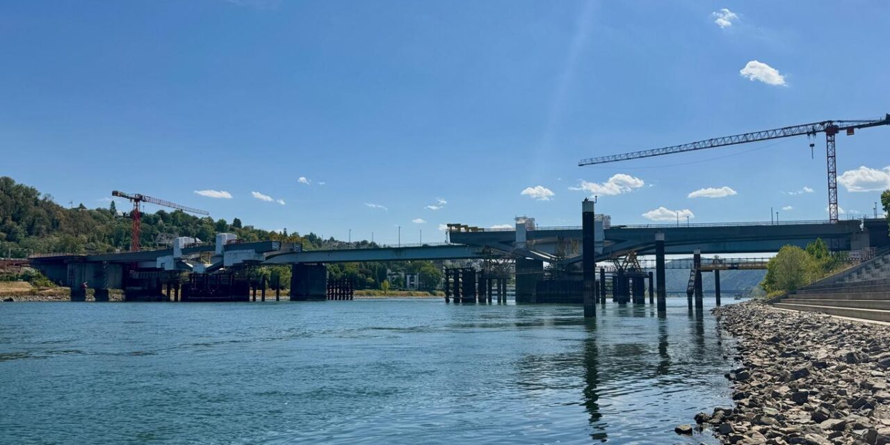 Die Brücke neben der Brücke nimmt weiter Form an