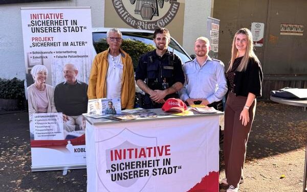 Kriminalprävention vor Ort: Initiative „Sicherheit in unserer Stadt“ informierte auf dem Wochenmarkt in Güls