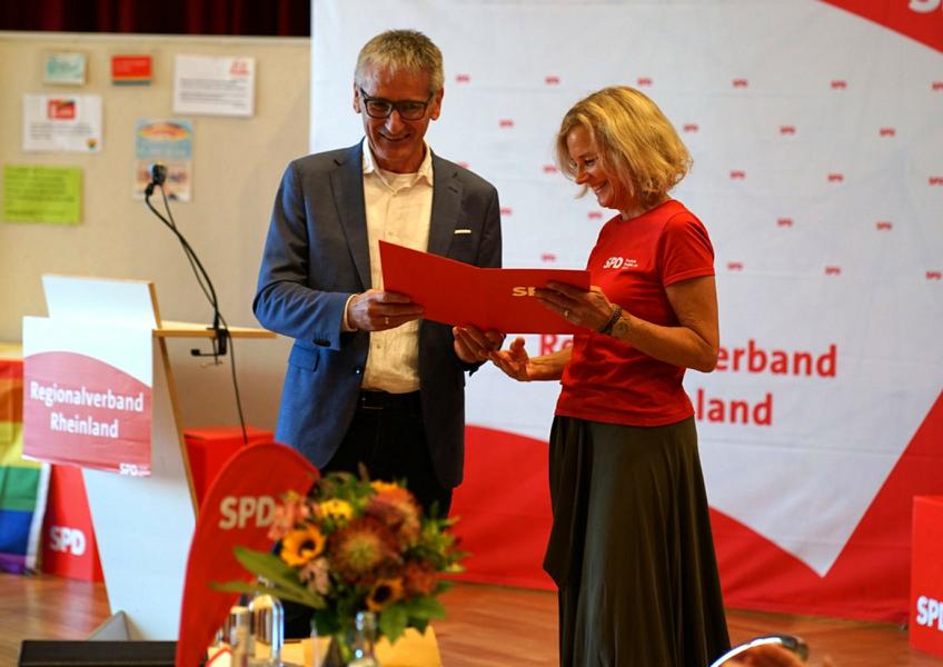 40 Jahre SPD:  Anna Köbberling beim Rheinland-Treffen geehrt