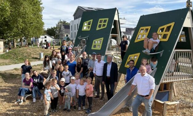Neuer Spielplatz in Block: Viel Raum für Spiel und Begegnung