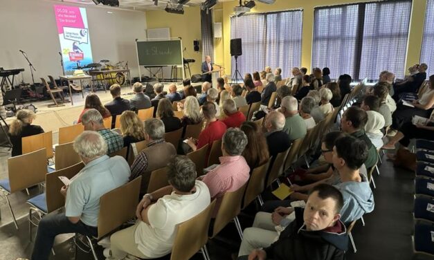 vhs Neuwied fördert Austausch der Generationen