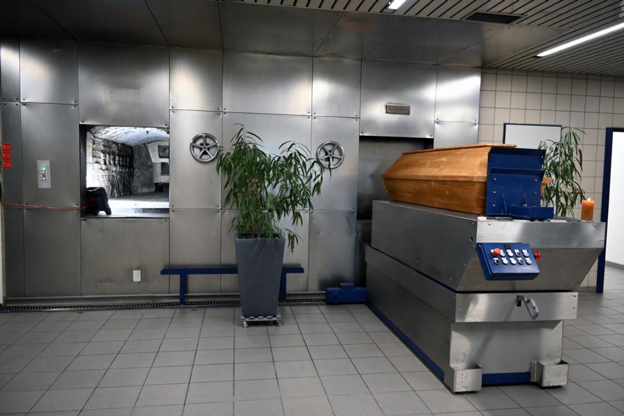 200 Interessierte schauen im Koblenzer Krematorium hinter die Kulissen