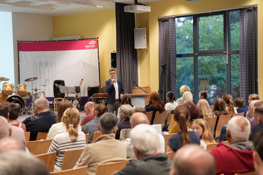 Im offenen Austausch über die Demokratie
